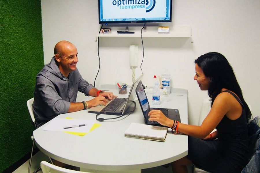 Alquiler de puestos de trabajo en despacho compartido en Irun Gipuzkoa